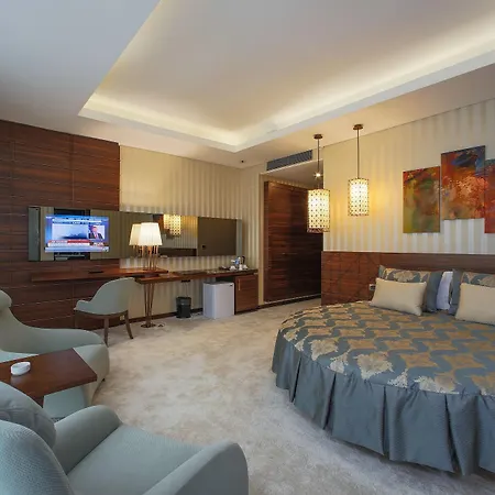Gold Majesty Hotel