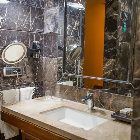 Hotel Gold Majesty