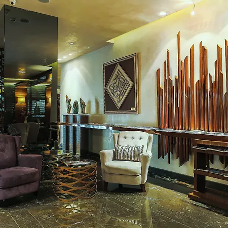 Gold Majesty Hotel