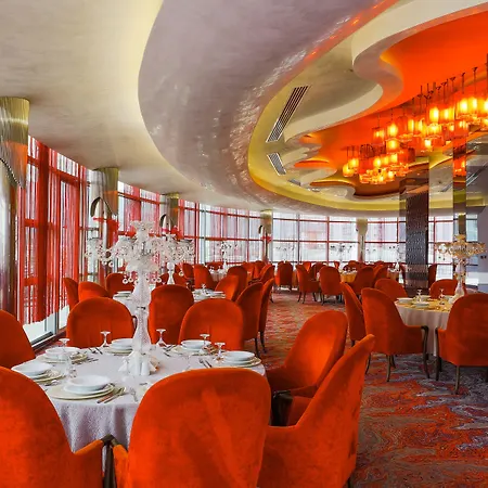 Gold Majesty Hotel