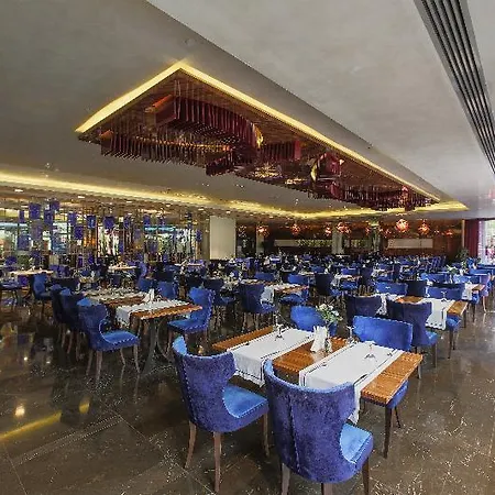 Hotell Gold Majesty 4*