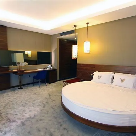 Gold Majesty Hotel